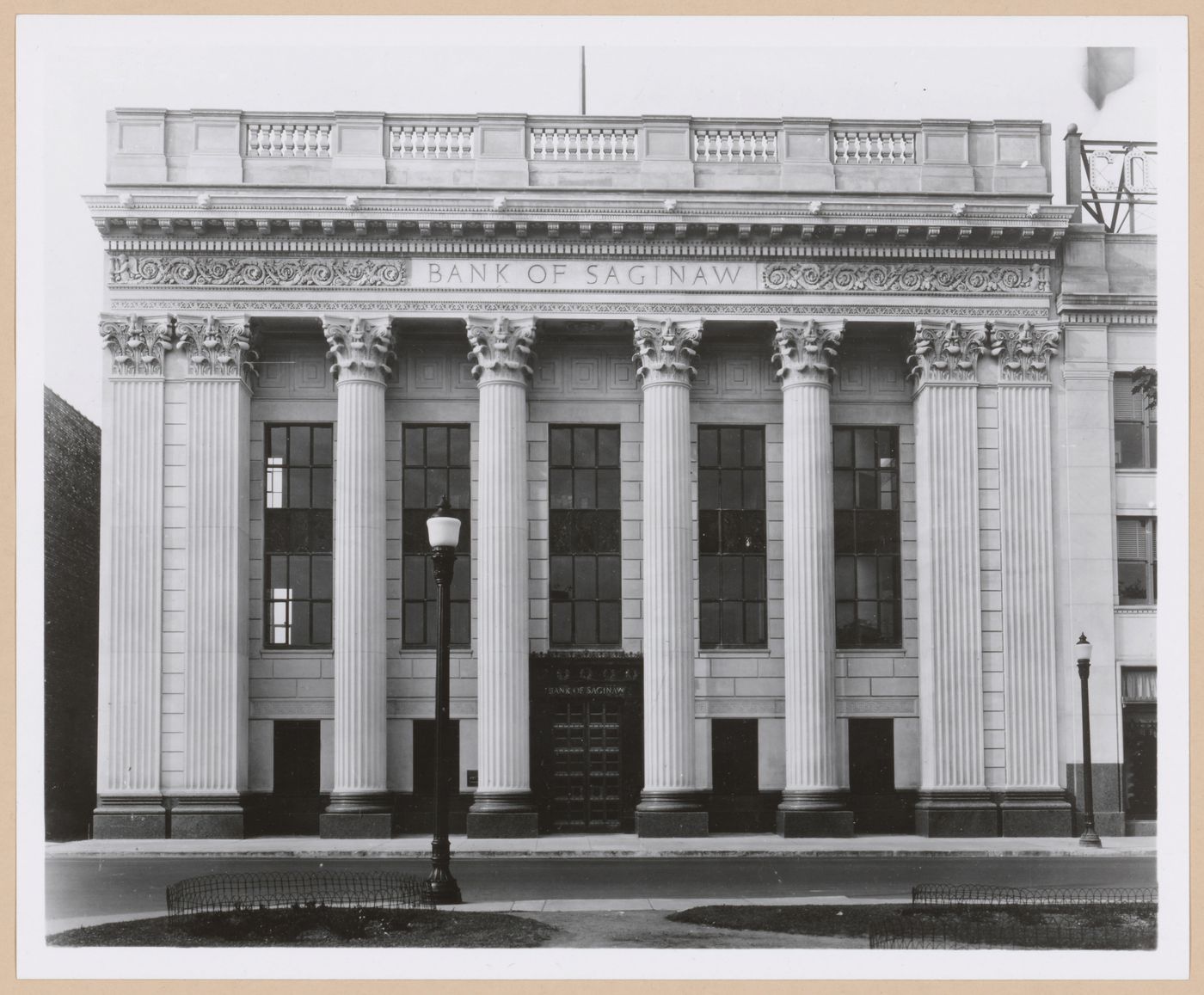 View of the principal façade of the Bank of Saginaw, Saginaw, Michigan