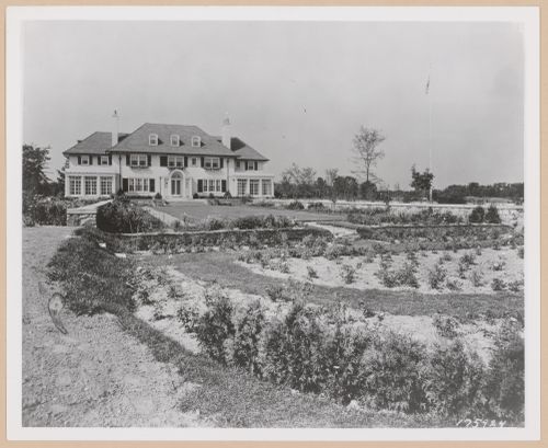 View of the rear [?] façade of the Frank L. Klingensmith house from the garden, Bloomfield Hills, Michigan