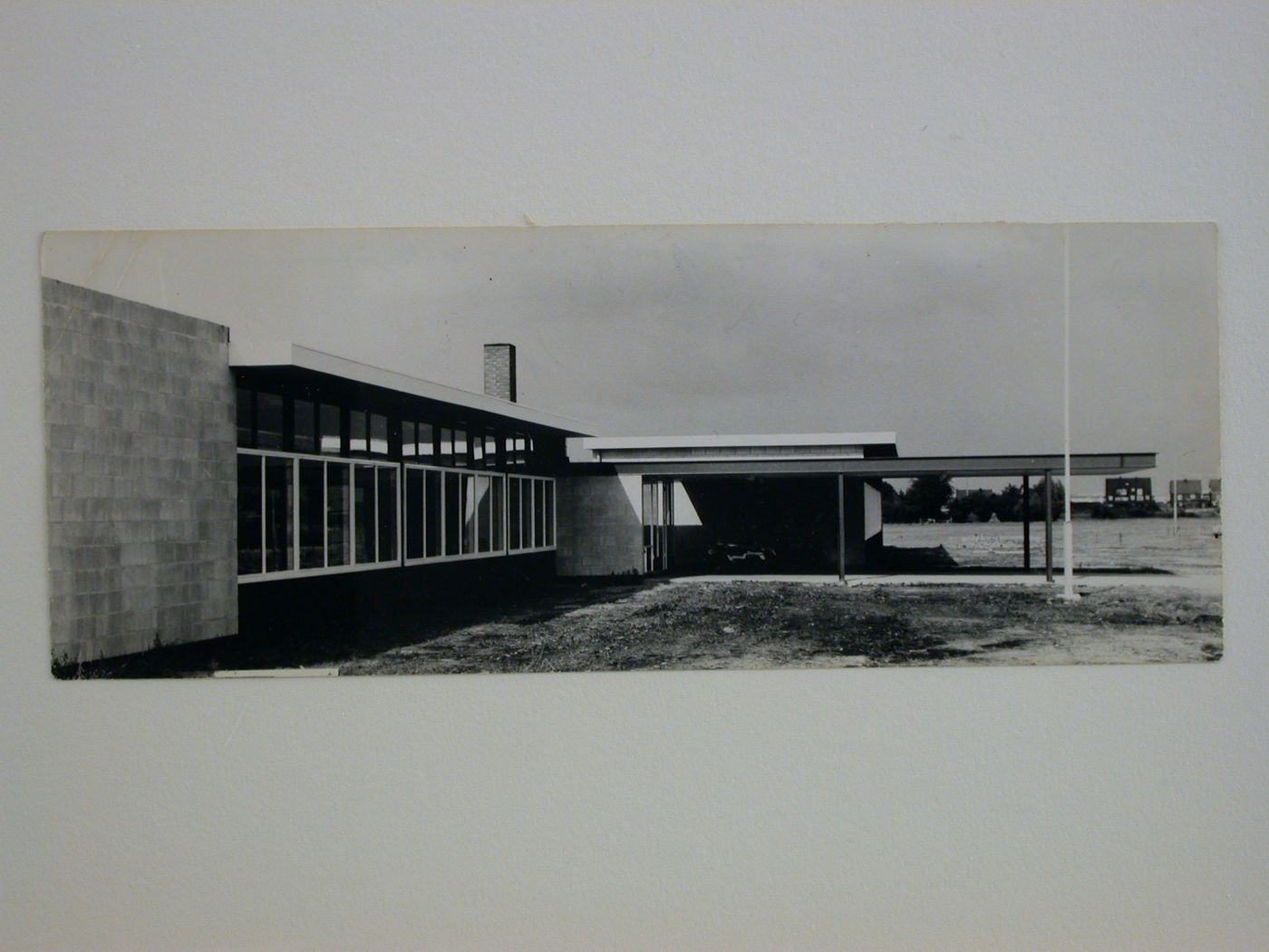 View of the principal façade of Bouw lagere primary school, Badhoevedorp, Netherlands