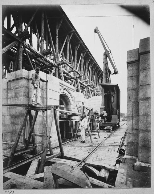 Fifteen-meter steam crane designed by Auguste Bonnet, Basilica of Sacré-Coeur de Montmartre, Paris, France