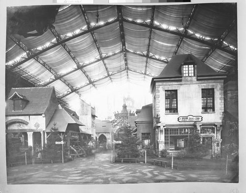 Plate from album ''Exposition universelle de 1900 / Palais du Génie Civil et des moyens de Transport''