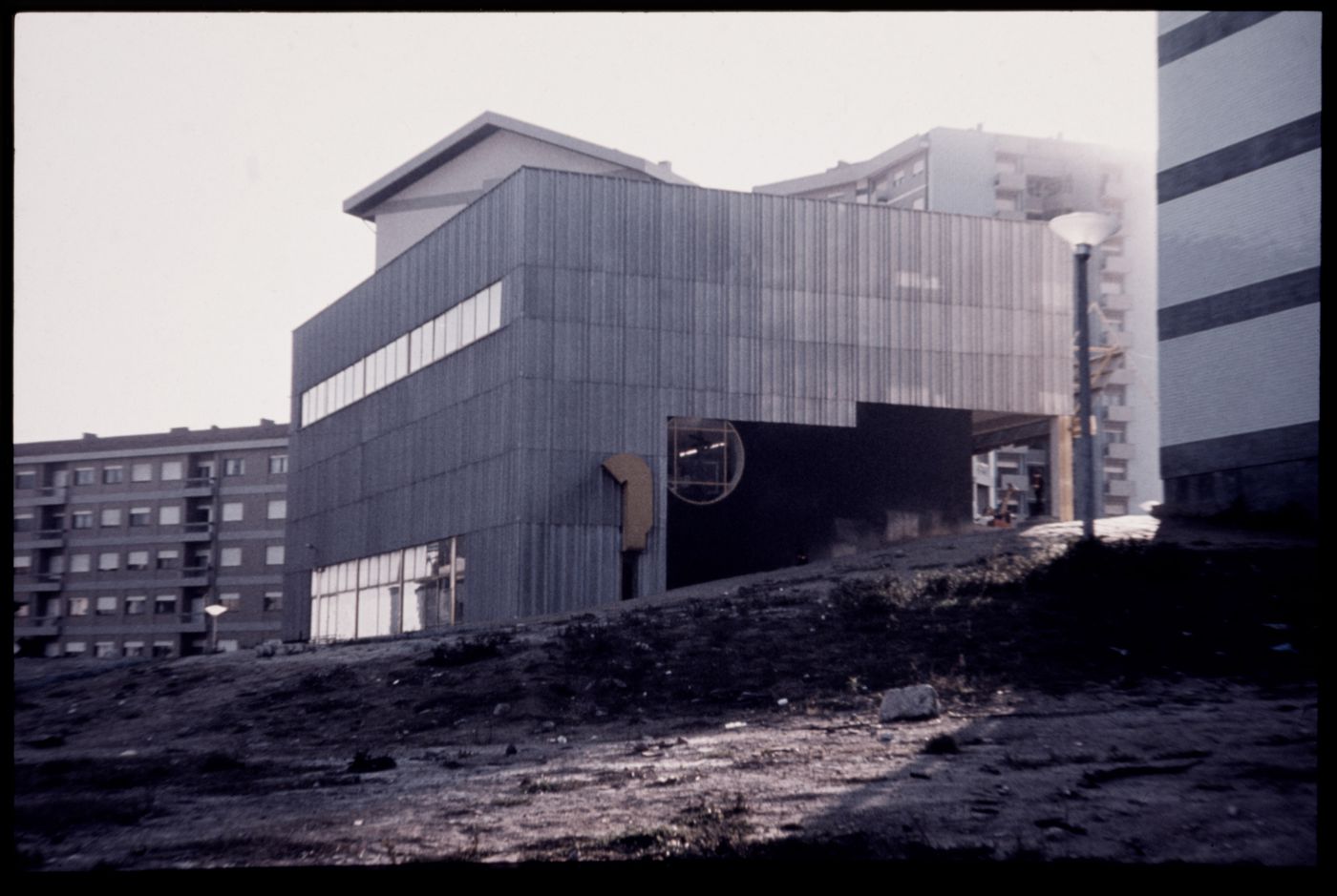 Exterior view of Cooperativa Unicoope Domus/Pasteleira, Porto, Portugal