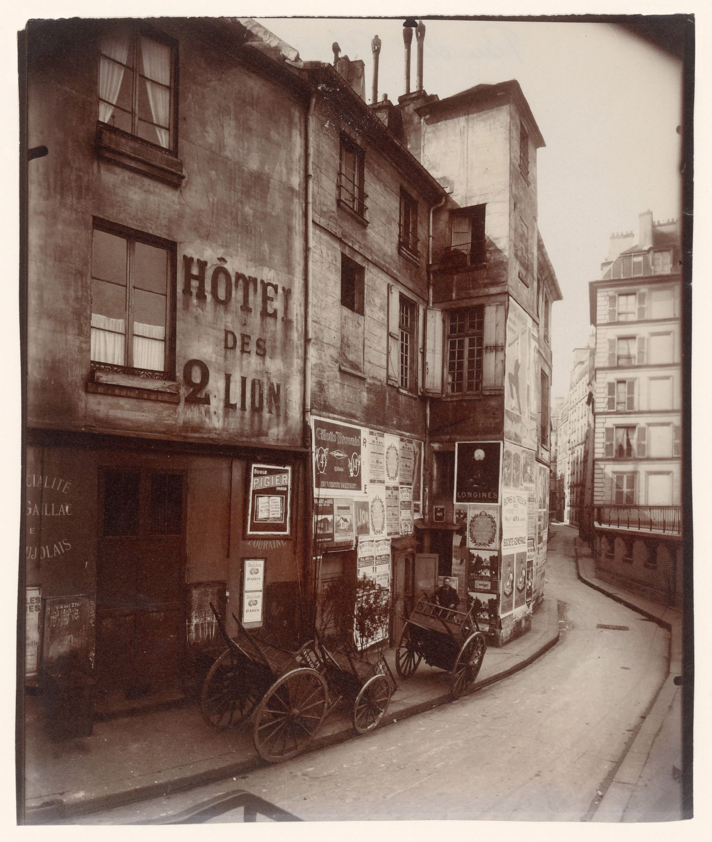 Rue des Ursins, Paris, France