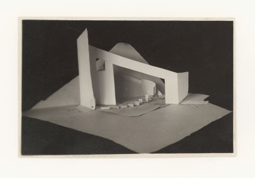 Photograph of a student model on the topic "Deep Space with Strongly Emphasized Foreground" for the "Space" course at the Vkhutemas (Higher State Artistic Technical Studios), Moscow