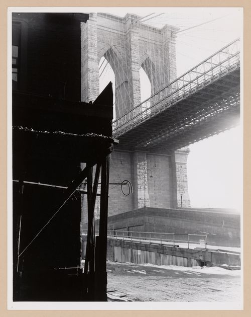 Partial view of the New York Tower, Brooklyn Bridge, New York City, United States