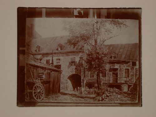 Photograph of a painting of Maison Gédéon de Catalogne