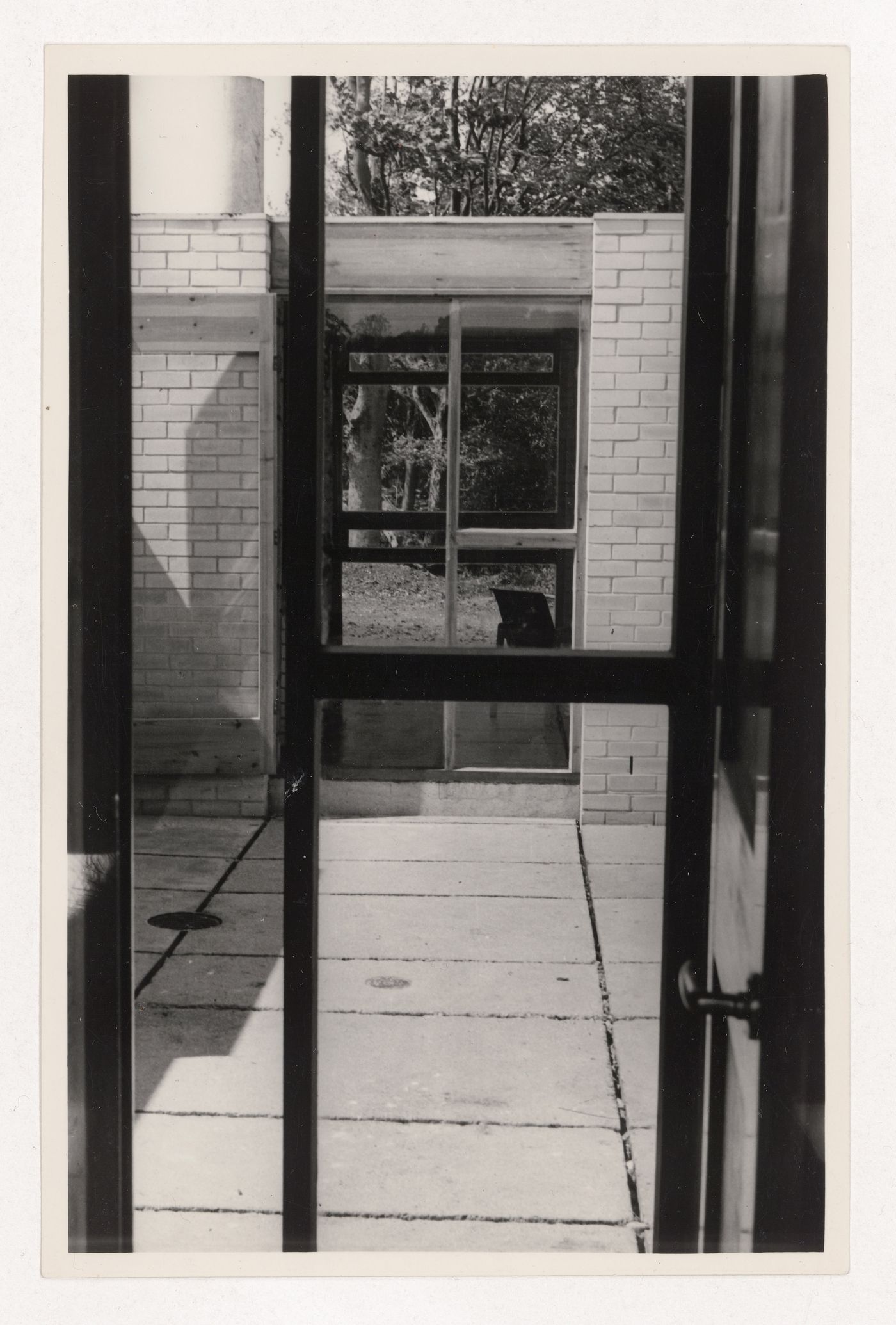 View towards the living room across the atrium, House near Cowes, Isle of Wight, England