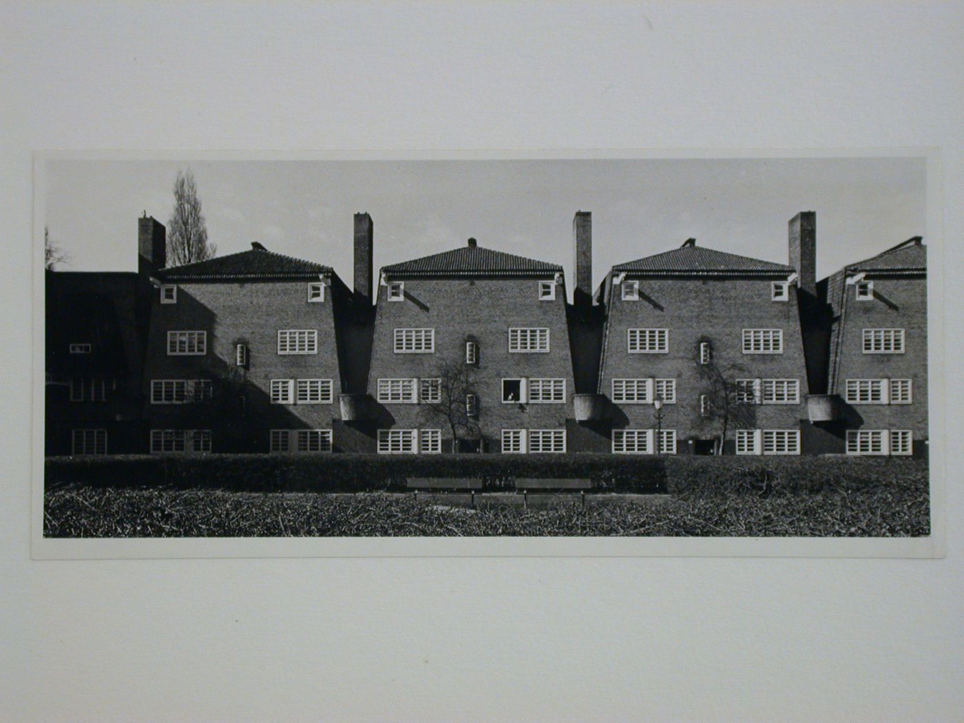 View of a façade of the East or West Block of De Dageraad [The Dawn], Henriëtte Ronnerplein, Amsterdam, Netherlands