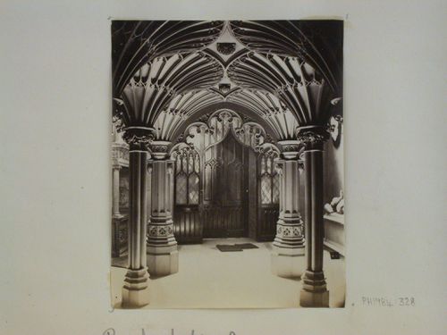 Saint Mary Redcliffe: Interior view of entrance showing piers and arched ceiling, Bristol, England