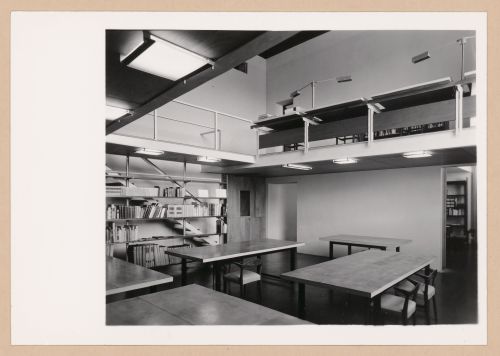 Interior view of the reading room showing tables, chairs, bookshelves and a gallery, Gabinetto disegni e stampe degli Uffizi, Galleria degli Uffizi, Florence, Italy
