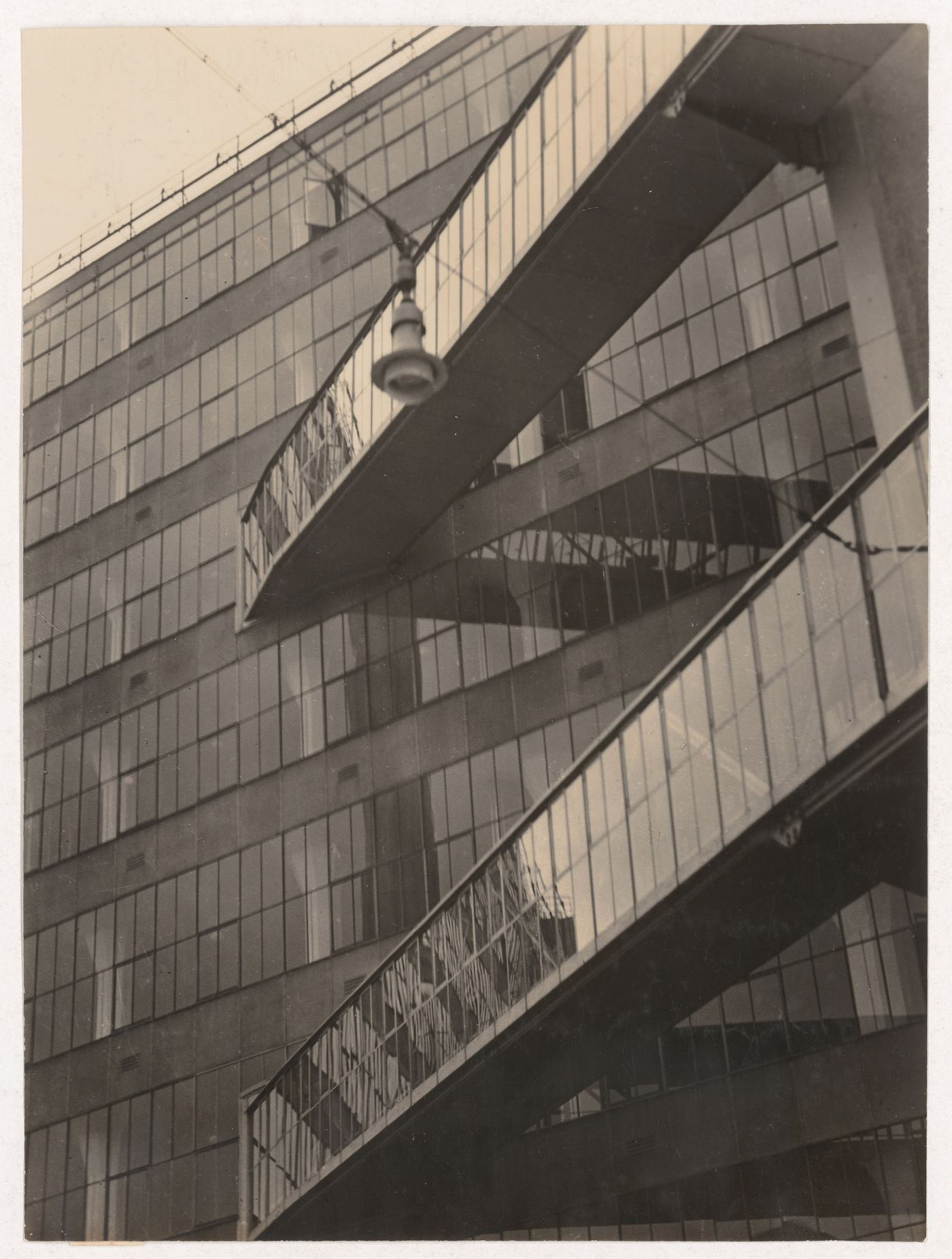 Exterior view of Van Nelle Factory showing the skywalks, Rotterdam, Netherlands