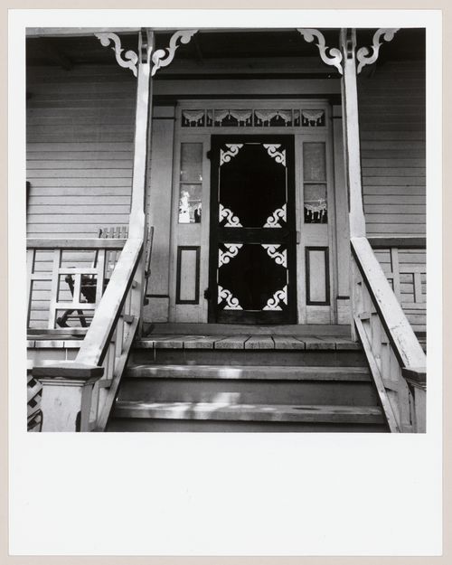 Entrée principale d'une maison, Saint-Jean-Port-Joli, Québec