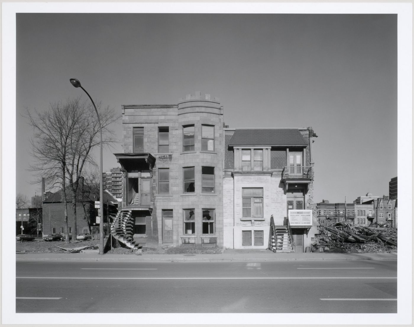 Milton Park Project: 3553 Park Avenue, Concordia Estates rental office, Montréal, Québec