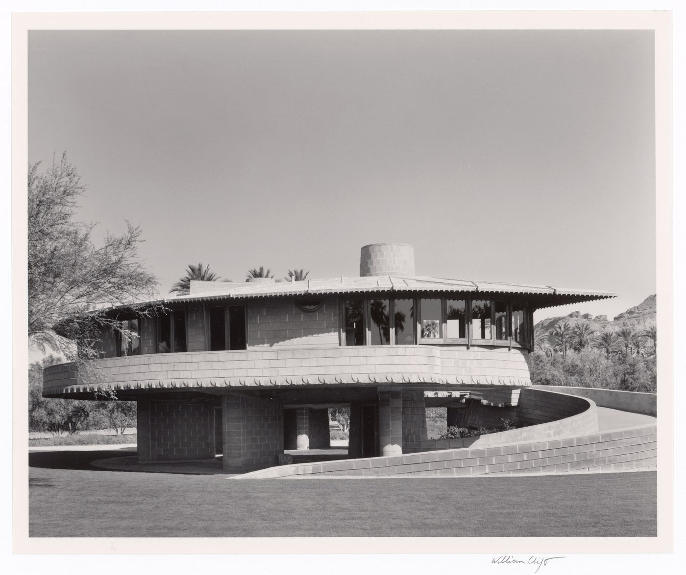 Circular exterior, from the series The David and Gladys Wright House