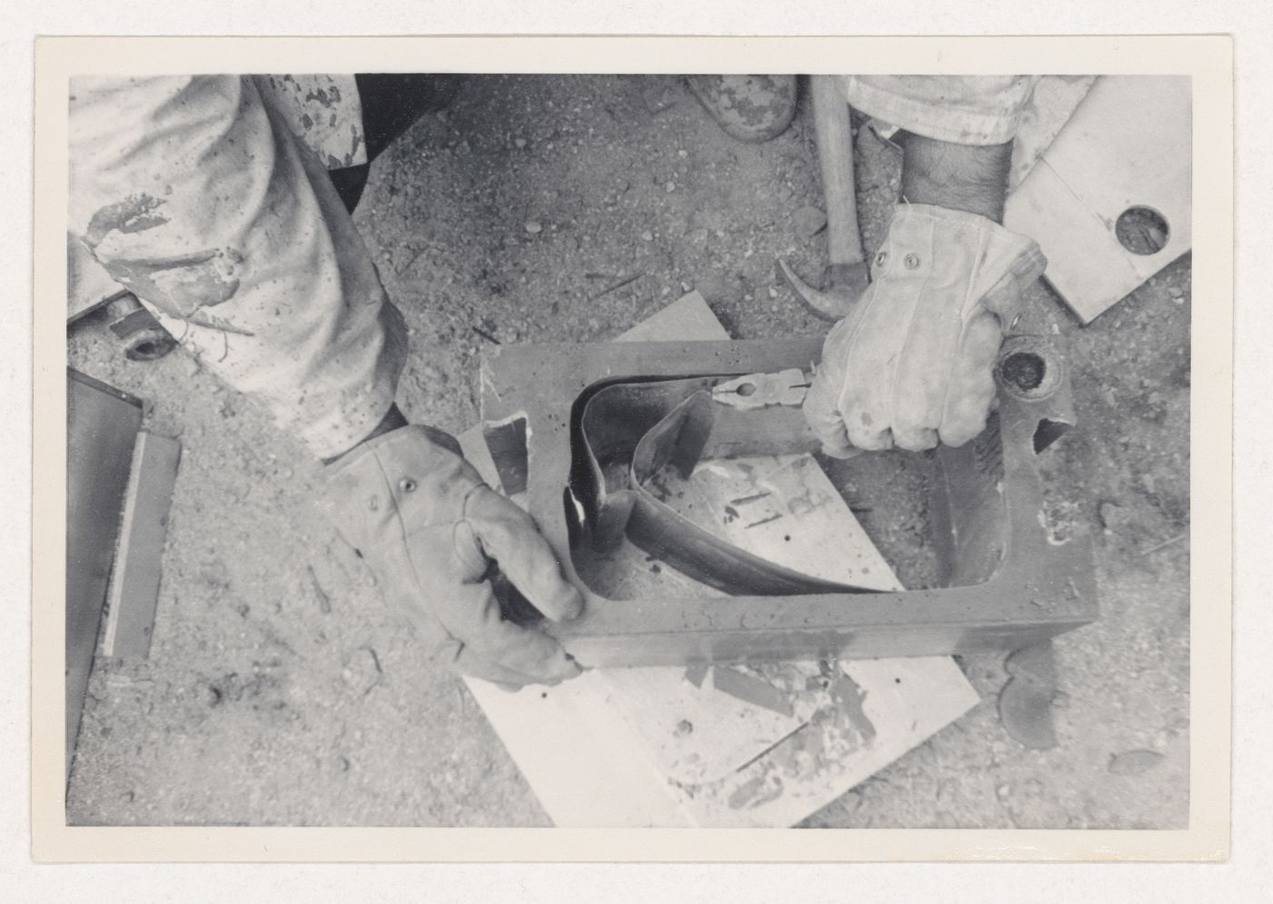 Removing a mold from the interior of a sulphur concrete block