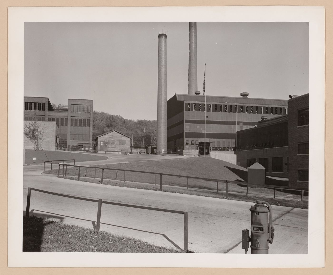 View of the south façade of Building No. 85 of Plant A, General Motors Corporation New Departure division Roller Bearings Plant, Bristol, Connecticut