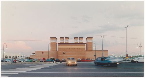 Centro Torri Shopping Centre, Parma, Italy