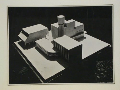 Usine pour la production du gaz. Arch. G. Terragni