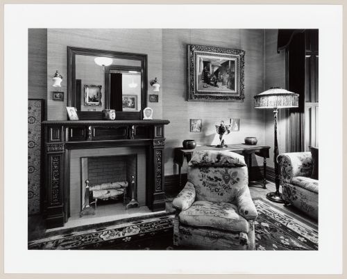 Interior view of the living room of Slessor House showing the fireplace, 1538 avenue Dr. Penfield, Montréal, Québec