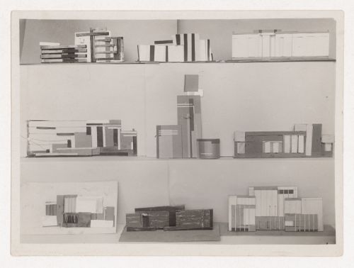 Photograph of student models on the topic "Construction of Frontal Surface Based on Vertical, Horizontal and Inclined Combination of Two or More Rhythmical Rows" for the "Space" course at the Vkhutemas, Moscow