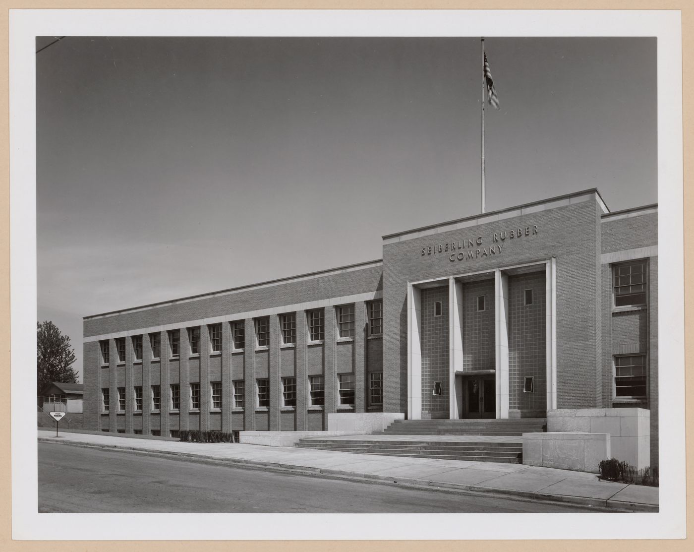 View of the principal façade of the Administration Building, Seiberling Rubber Company Assembly Plant, Barberton, Ohio