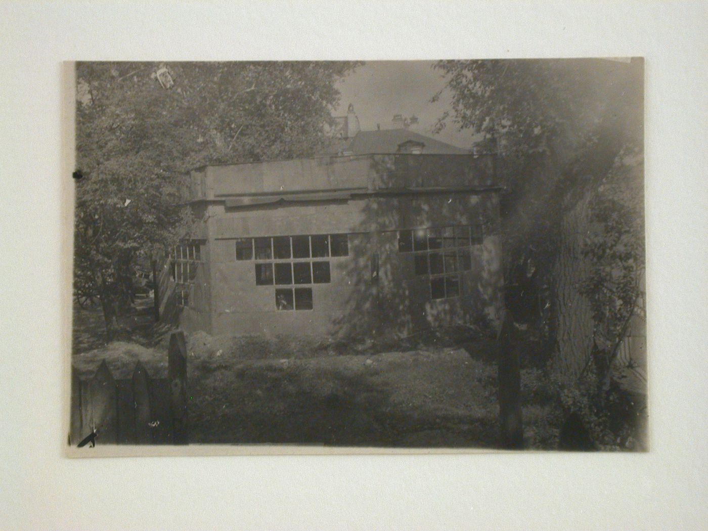 Exterior view of the temporary summer pavilion in the garden of construction management V.S.F.K., Tashkent, Soviet Union (now in Uzbekistan)