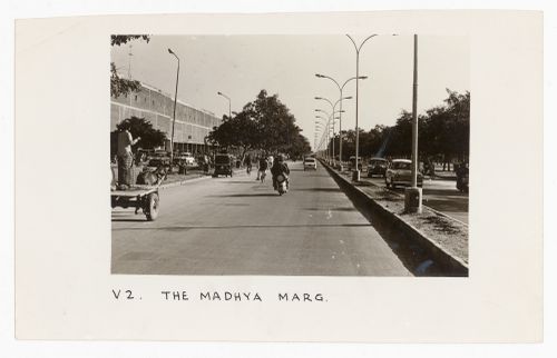 Photograph of the Madhya Marg, Chandigarh, India