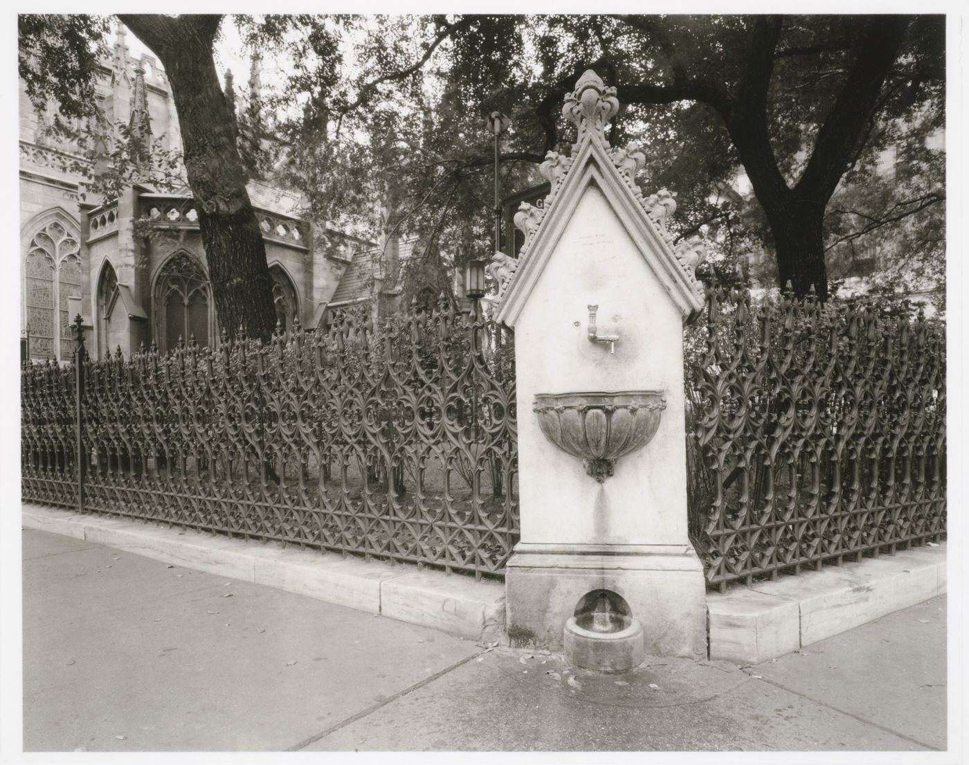 Gracechurch, drinking fountain at corner of churchyard, New York City, New York