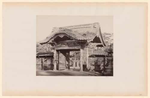 View of the Chokugakumon gate of the Yushoin Mausoleum complex, Zojoji Temple complex, Edo (now Tokyo), Japan