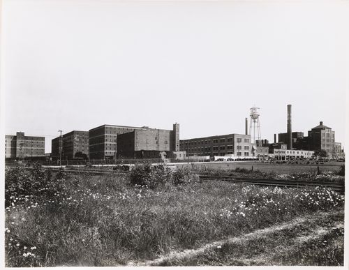 Distant view of Distillerers Corporation Limited, Montréal [?], Québec
