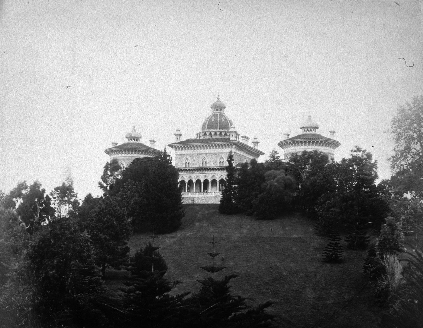 Plate from album ''Views of Italy, Monaco, Algers, Lisbonne, Gibraltar and Montserrat by various photographers''
