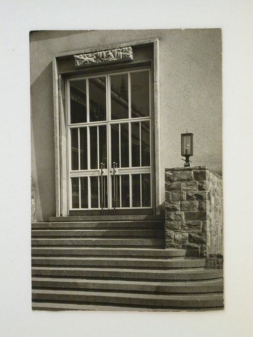 Detail of main entrance of the Casino for I.G. Farben, Germany ?