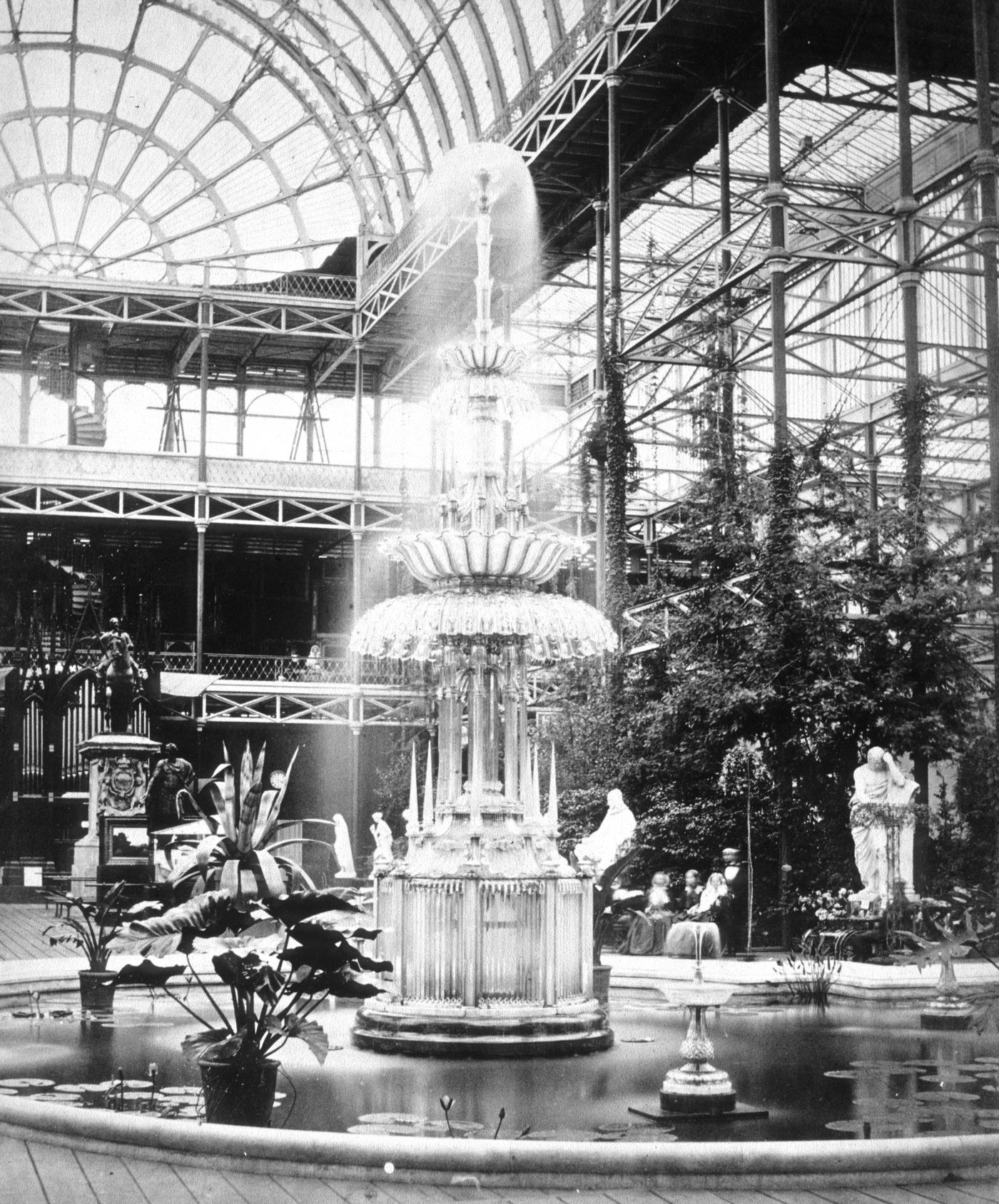 View of South Transept showing Crystal Fountain, Crystal Palace, London, England