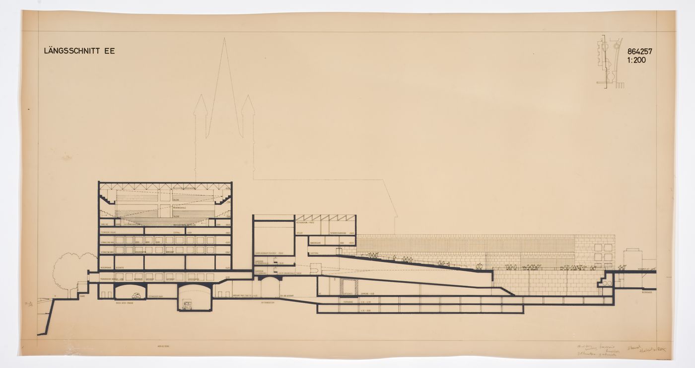 Wallraf-Richartz-Museum, Cologne, Germany: longitudinal section