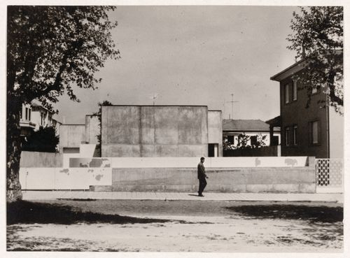 Exterior view of Casa Manuel Magalhães, Porto