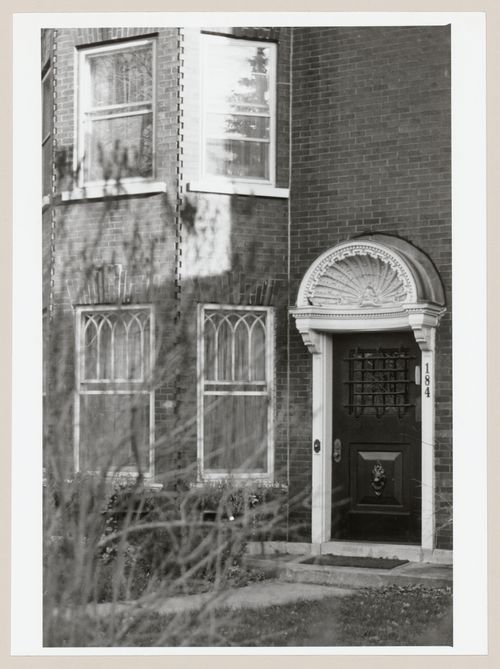 View of the principal façade of a house, 184 chemin de la Côte-Saint-Antoine, Westmount, Québec