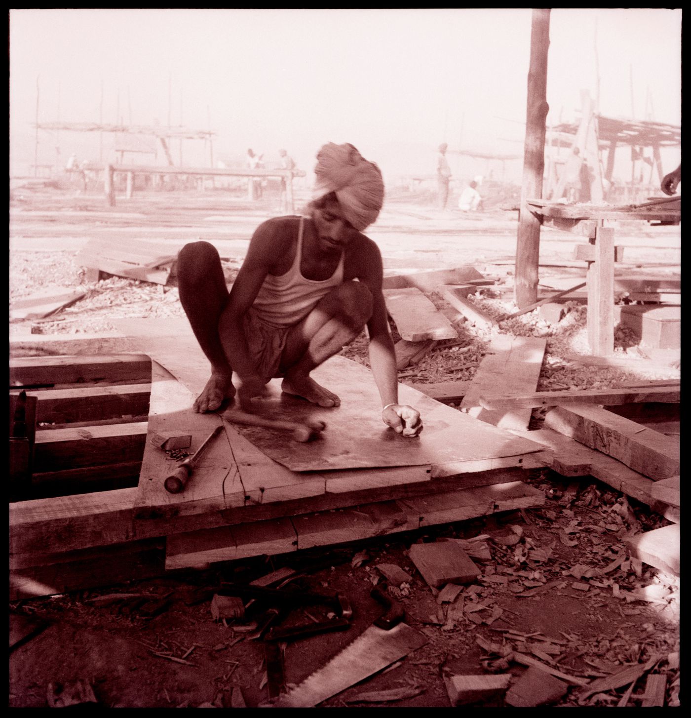 Photograph of worker, Chandigarh, India