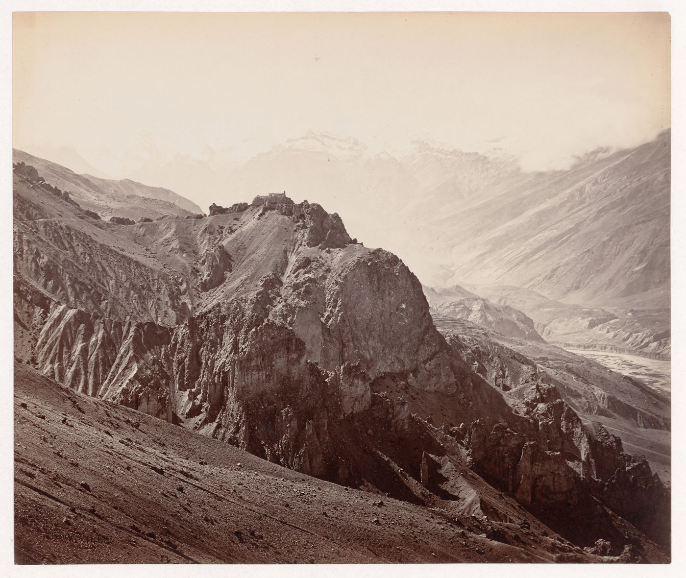 View of the Dankhar Fort, Manirung Pass, Kulu, India