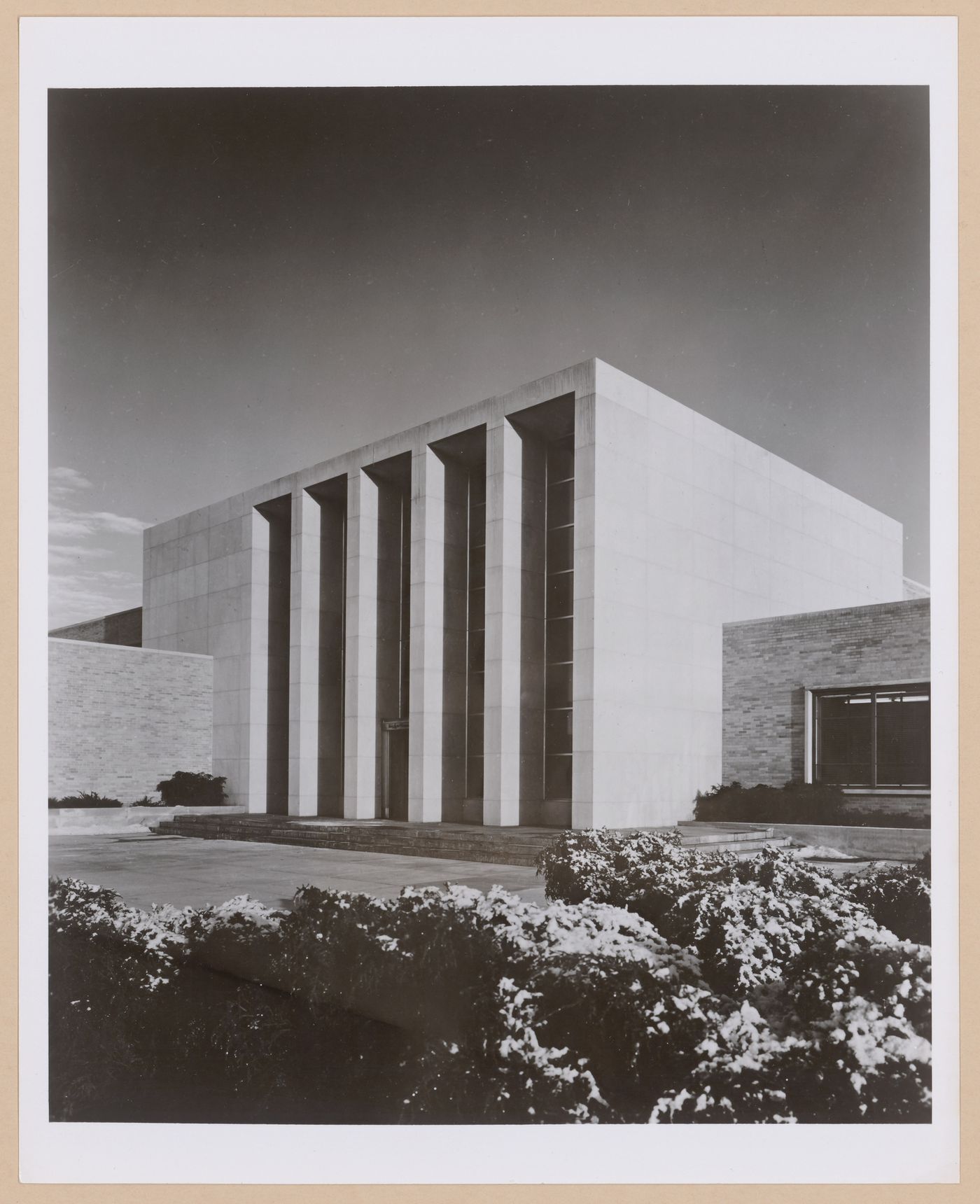 View of the main entrance to the Administration Building from the west, Ford Motor Company Lincoln-Mercury division Automobile Assembly Plant, Saint Louis, Missouri
