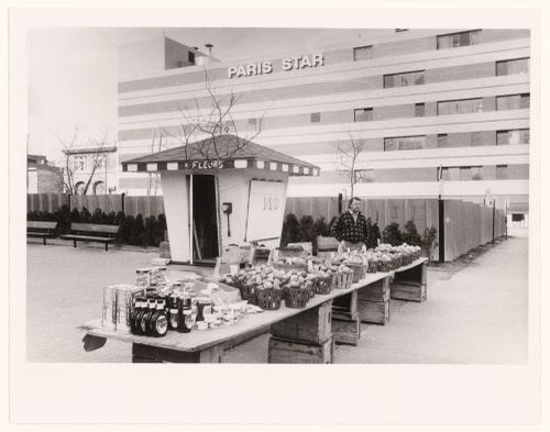 Paris Star, Montréal, Boulevard Saint-Laurent
