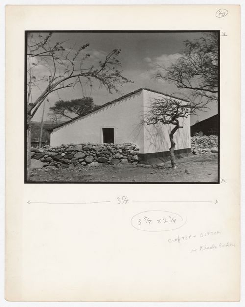 View of a house, Acapulco Road, near Cuernavaca, Mexico