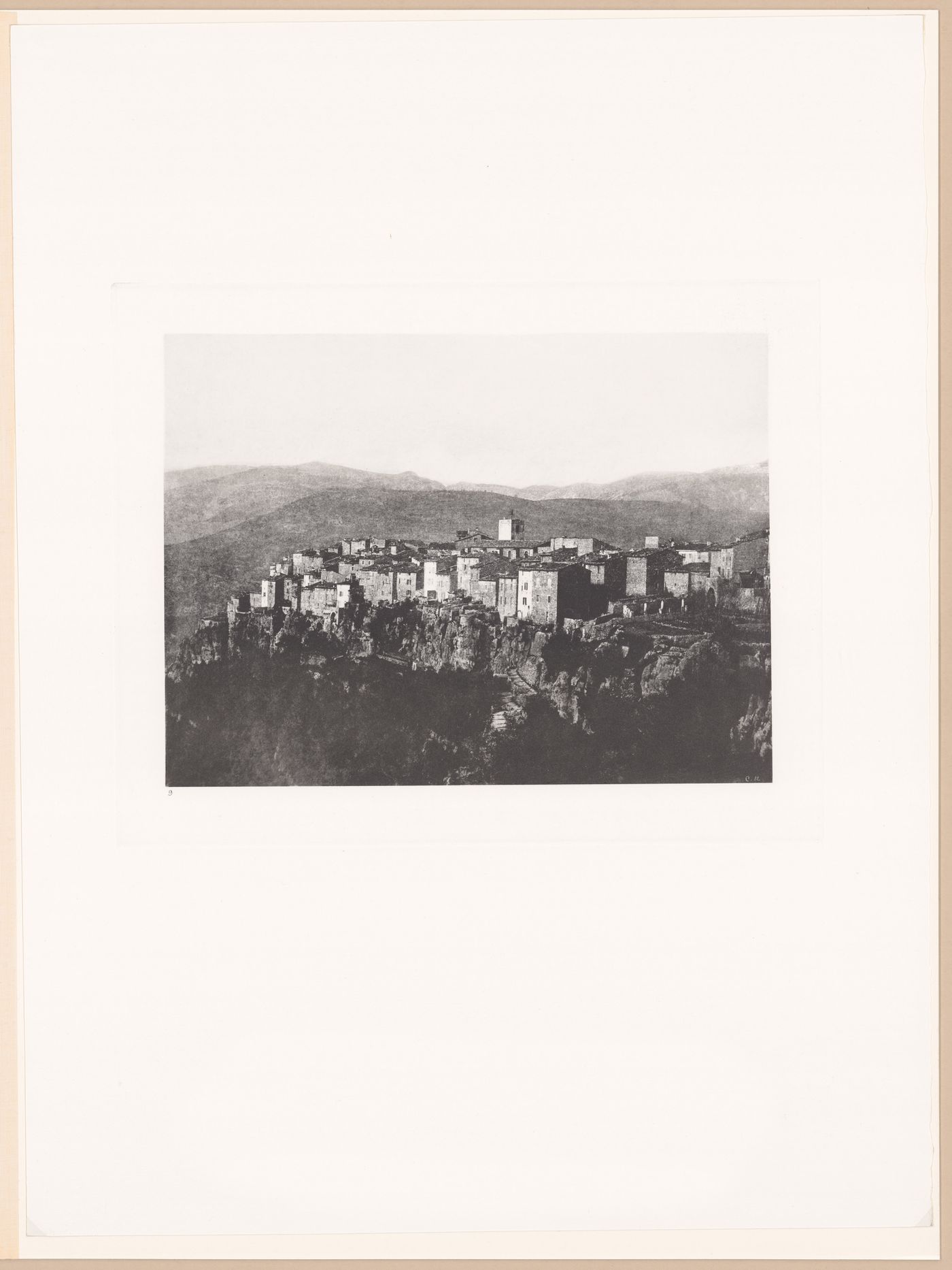 Saint Cezaire: vue generale du village