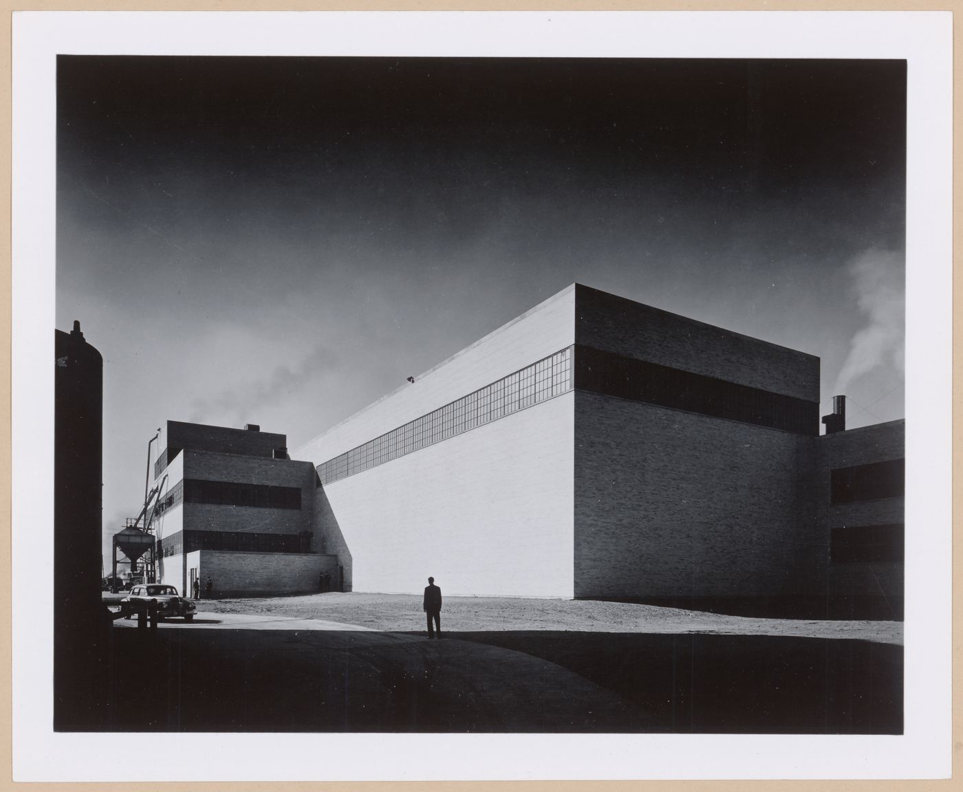 View of the lateral and rear [?] façades of the Aluminum Foundry, General Motors Corporation Buick division Airplane Assembly Plant, Flint, Michigan