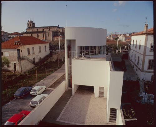 Rear view of Banco Borges & Irmão II [Borges & Irmão bank II], Vila do Conde, Portugal