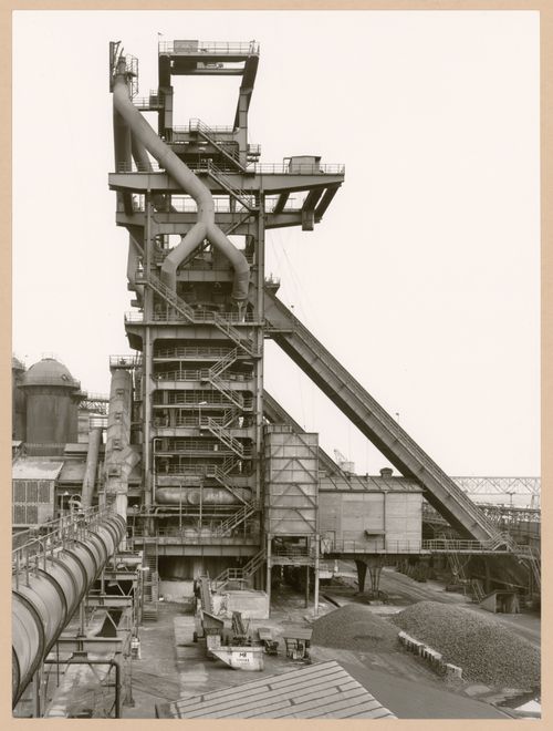 View of blast furnace head A of Metallhüttenwerk industrial plant, Lübeck-Herrenwyk, Germany