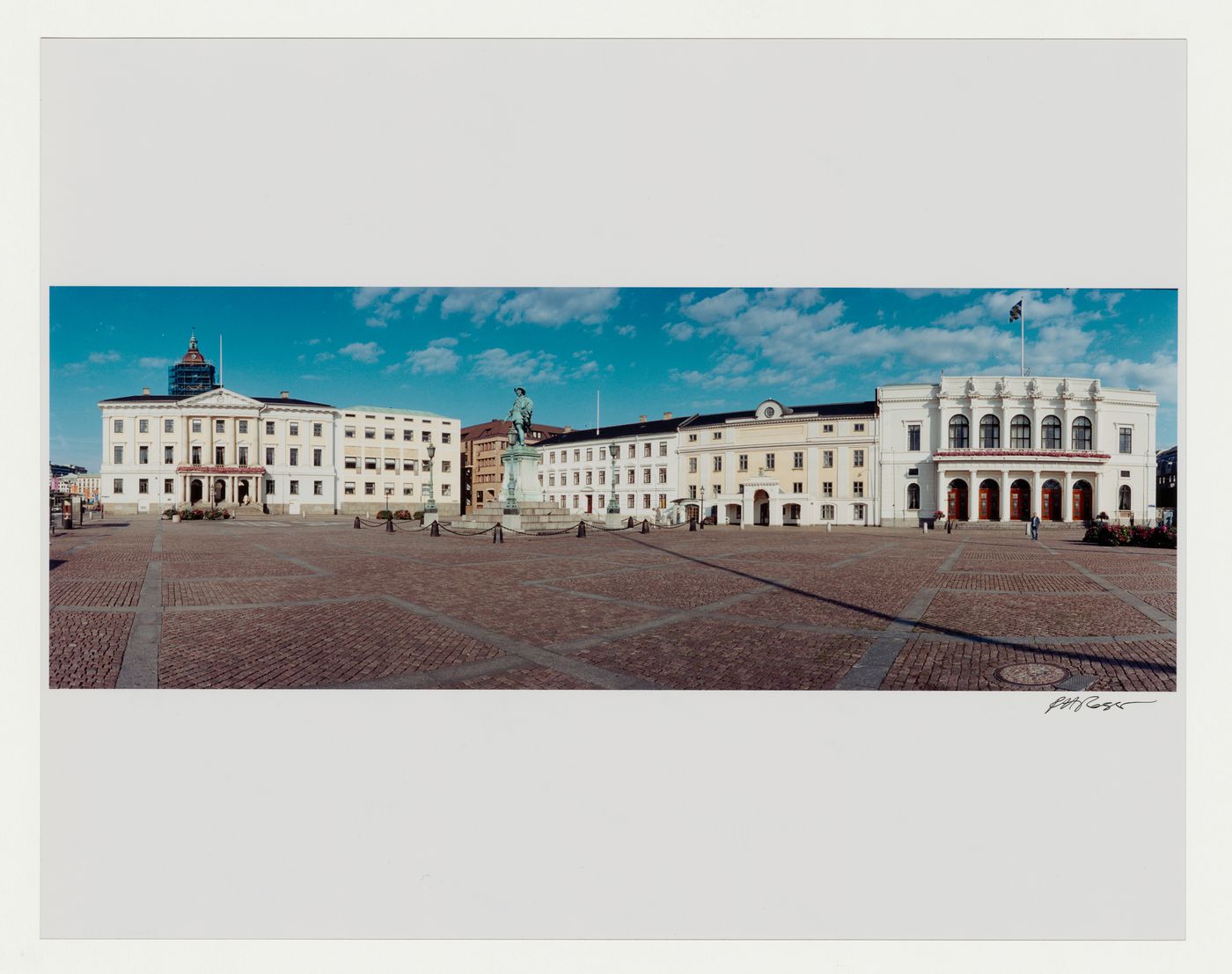 Panoramic view of Gustav Adolf Square with Göteborgs rådhusets tillbyggnad [courthouse annex] on the left and unidentified buildings on the right, Göteborg, Sweden