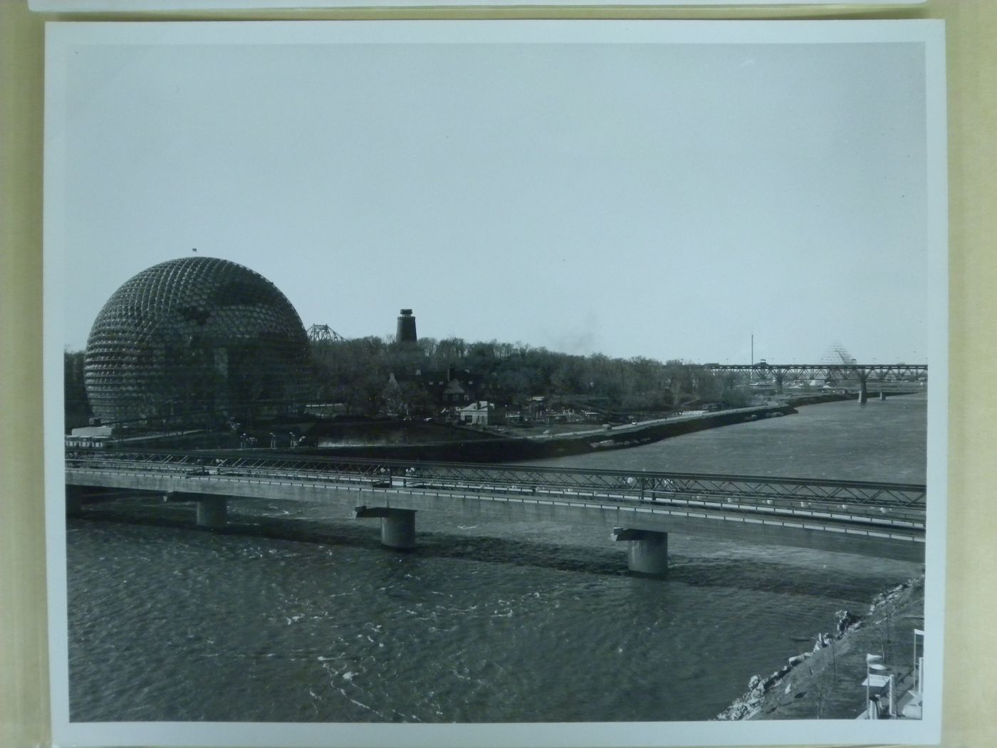 View of the Pavilion of the United States, the Hélène de Champlain and the Cosmos Walk, Expo 67, Montréal, Québec