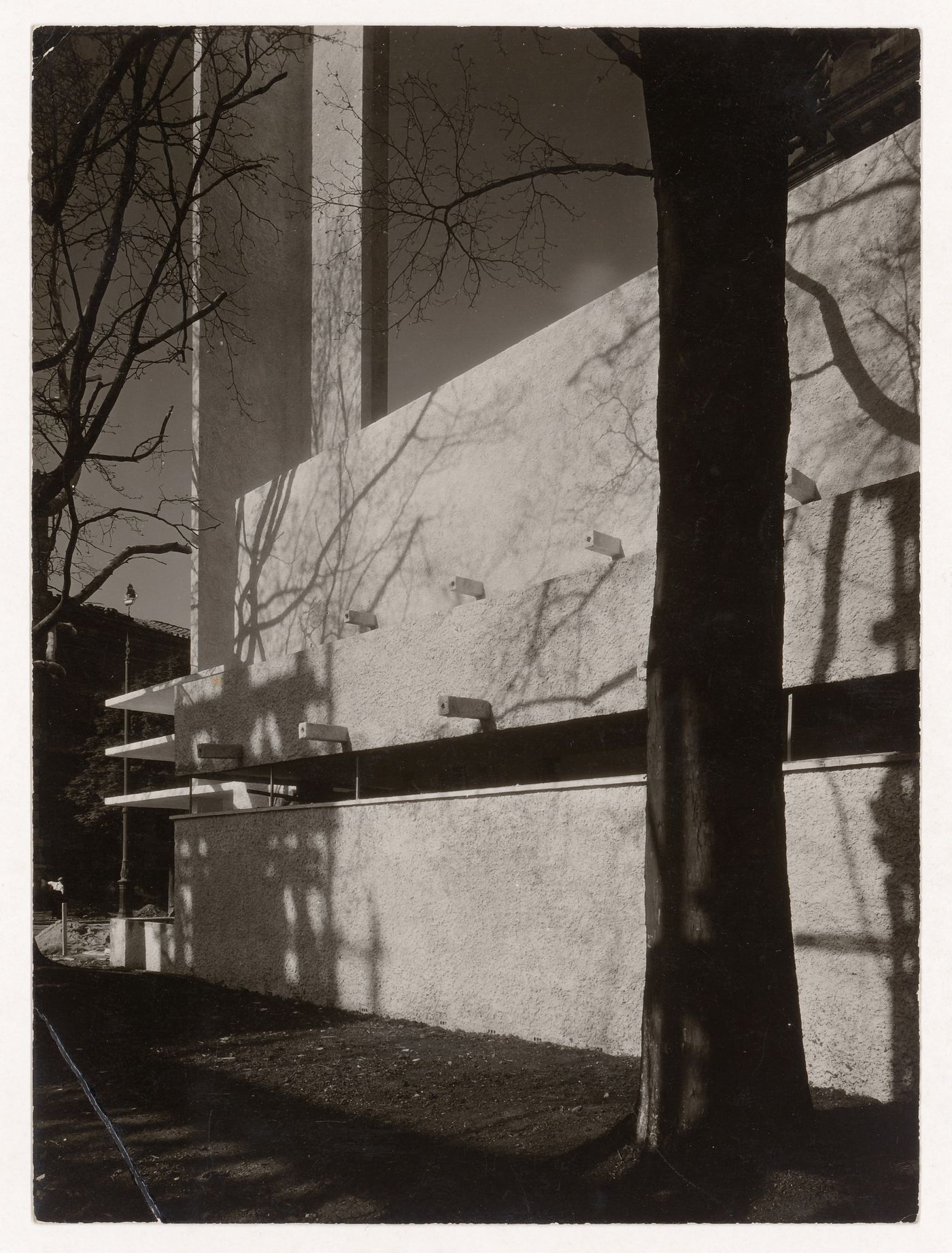 Exterior view of along side of tourism pavillion, Exposition internationale des arts décoratifs et industriels modernes, Paris, France