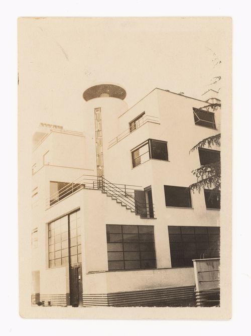 Exterior view of Jan and Joel Martel's home and studio, Mallet-Stevens road in the 16th arrondissement, Paris, France
