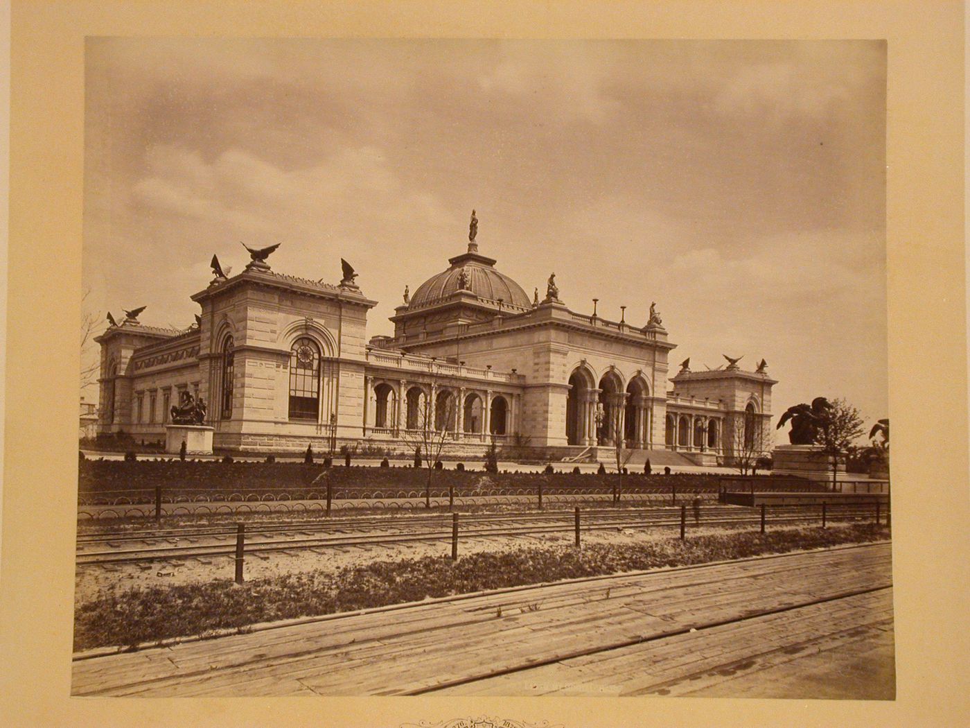 Centennial Exposition Philadelphia: Memorial Hall